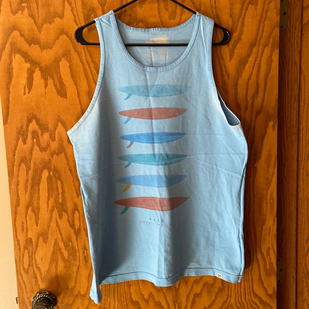 Men’s reef tank top size large